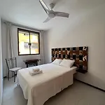 Spacious 4 Bedrooms For Family Or Several Friends דירה San Bartolomé